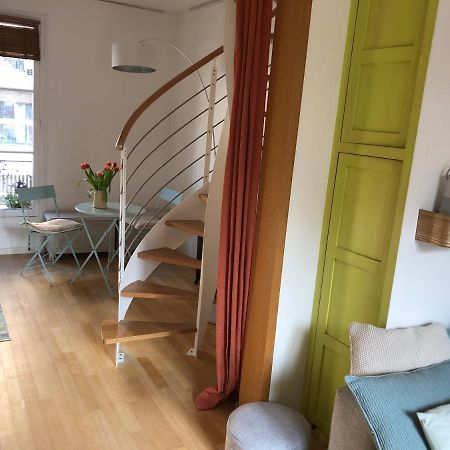 Paris Petit Appartement Lumineux Et Atypique Exteriör bild