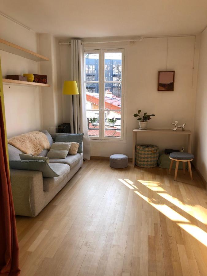 Paris Petit Appartement Lumineux Et Atypique Exteriör bild
